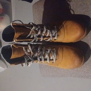 Women's sorel boots